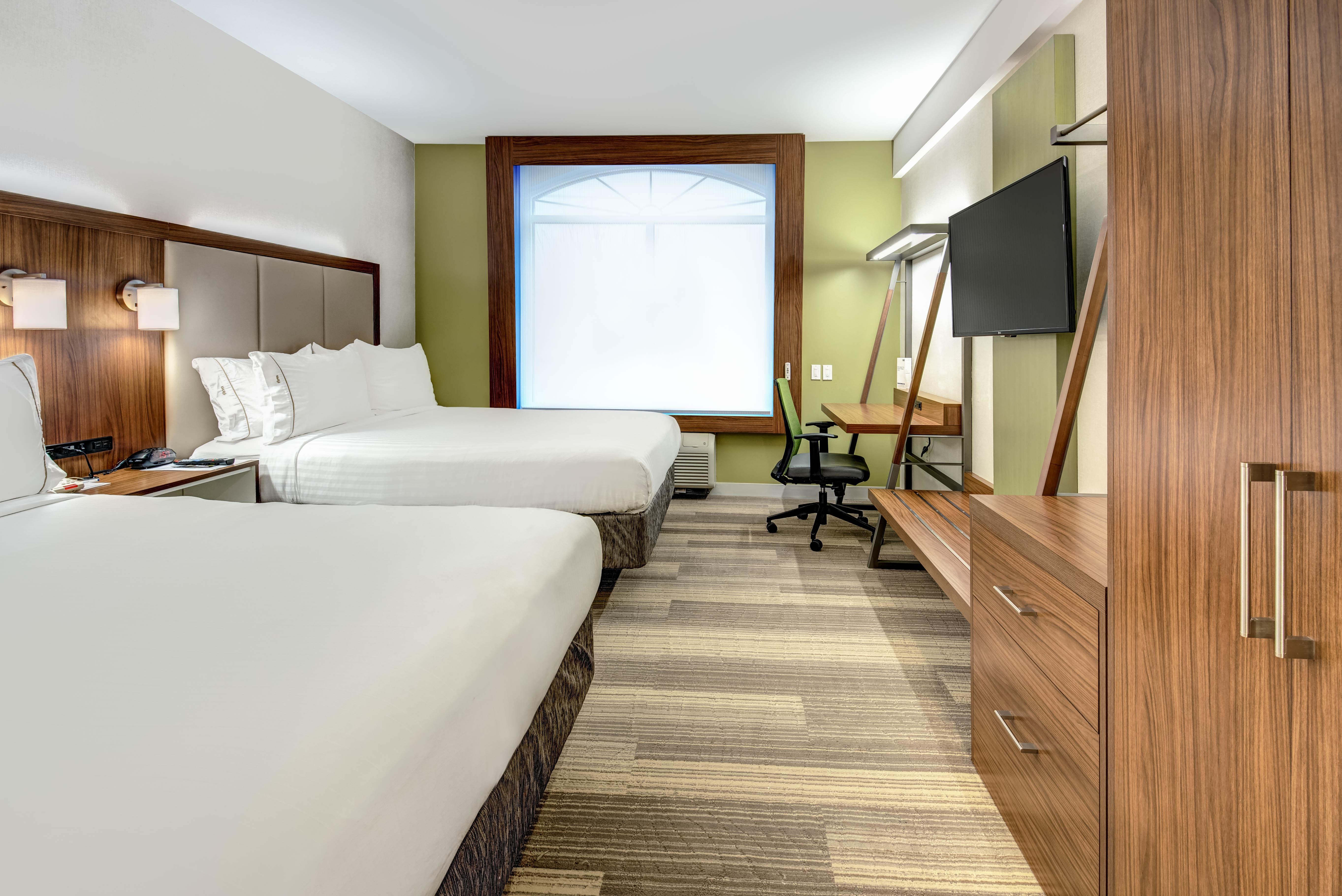 Holiday Inn Express Woodbridge By Ihg Avenel Exterior foto
